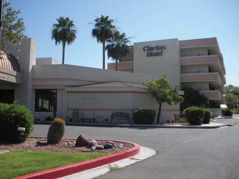 Clarion Hotel goes solar
